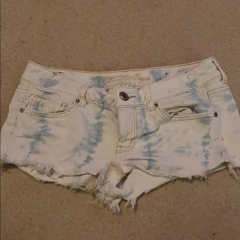 White bleached shorts
